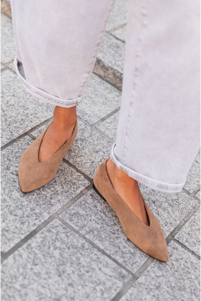 DANAÉ Taupe - Ballerines Suédine