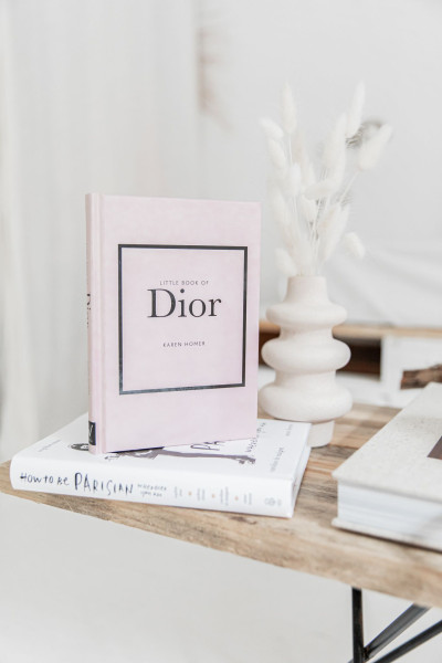 Livre Little Book of Dior 
