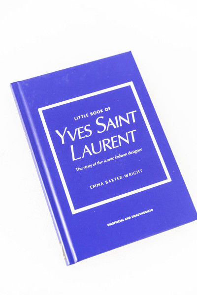 Livre Little Book of Yves...